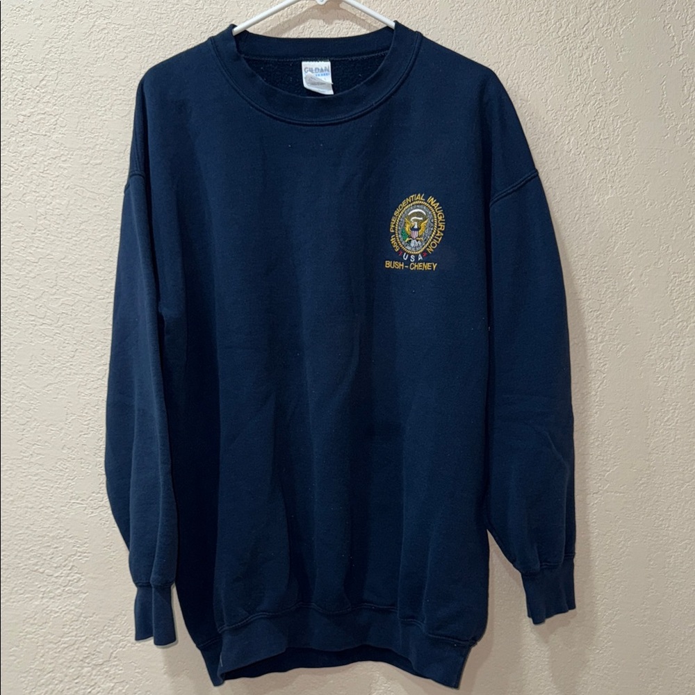 Gildan Dark Blue Men's Crewneck Sweater
